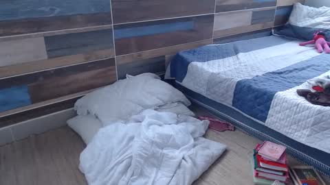 Snapshot of munchi_ chatting on September 30, 5:34 pm   online show from September 30, 5:34 pm