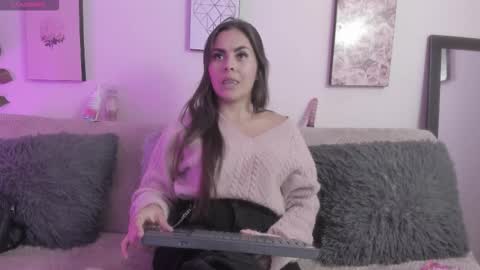 muriell_69 online show from January 10, 10:48 pm