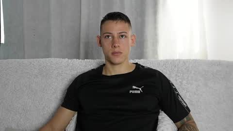 muscle_king_cum online show from October 28, 1:45 pm