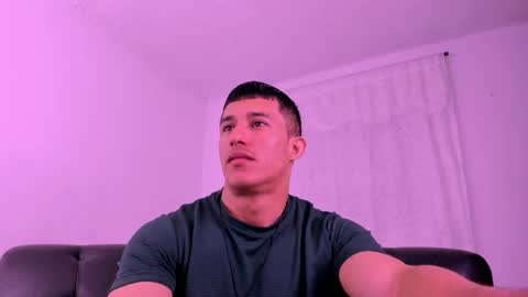 Muscle Man online show from April 17, 2:41 pm