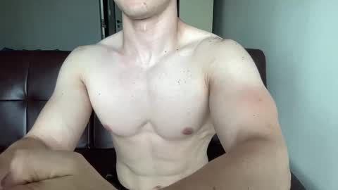 Snapshot of muscledoctor24 chatting on October 10, 9:15 am muscledoctor24 online show from October 10, 9:15 am