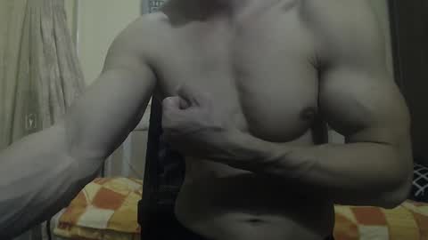 SexyMuscled online show from January 15, 9:20 pm