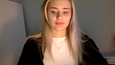 musescorner online show from December 20, 3:41 pm