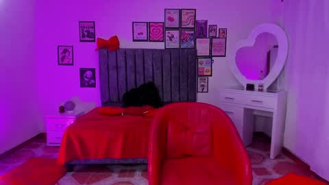 mushi_ online show from May 27, 1:57 am