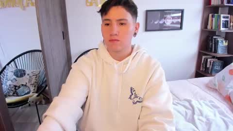 VALENTINA Luna  online show from March 22, 11:58 am