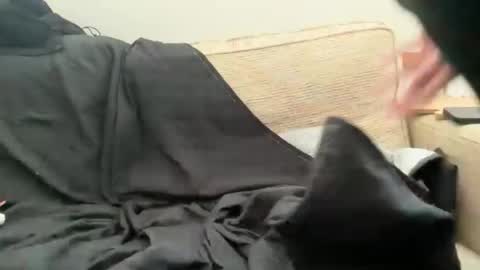 muupp69 online show from March 4, 8:35 am