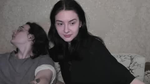 cute couple online show from May 24, 7:31 pm
