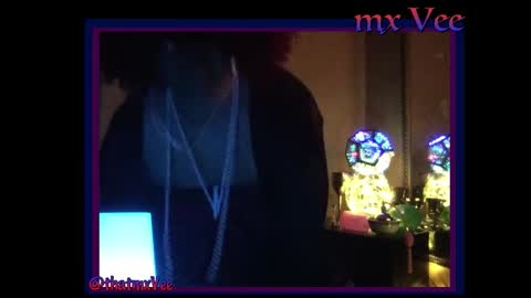 mxVee online show from February 11, 10:30 am