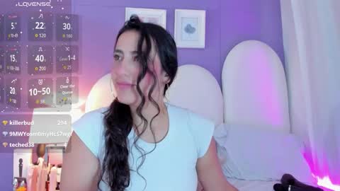 my_aleja_ online show from November 8, 5:05 pm