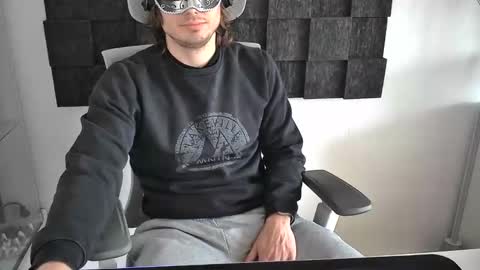 my_lovely_body online show from February 6, 9:46 am