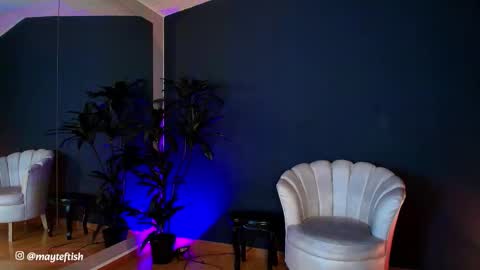 Maite online show from February 11, 1:15 pm