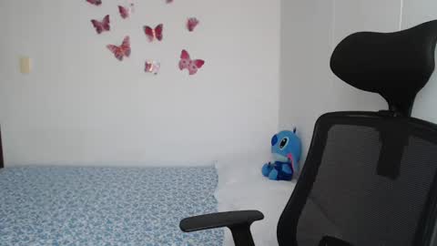 Snapshot of myc_sw_couple chatting on February 16, 6:54 pm mary and charlie online show from February 16, 6:54 pm