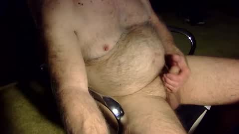 r-glenn-01 online show from April 14, 5:44 am