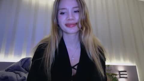 mydrool online show from January 17, 6:39 pm