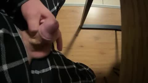 Snapshot of mykytoy chatting on January 30, 9:14 pm mykytoy online show from January 30, 9:14 pm