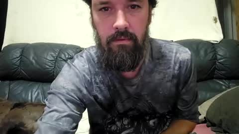 myleshodges online show from July 3, 7:46 am