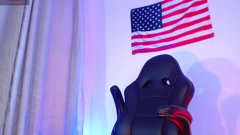 Mylo Wallace  online show from January 12, 11:28 am