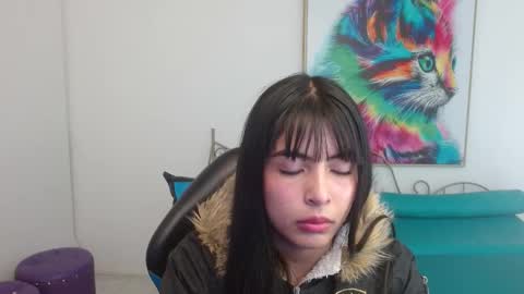 Snapshot of mylu_11 chatting on October 21, 8:56 pm Milu 3 online show from October 21, 8:56 pm