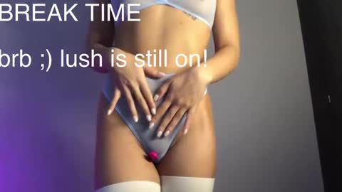 hey its Mel online show from March 24, 7:47 am