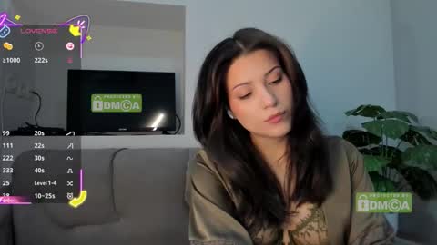 Snapshot of mymelisa chatting on September 11, 11:22 am hey its Mel online show from September 11, 11:22 am