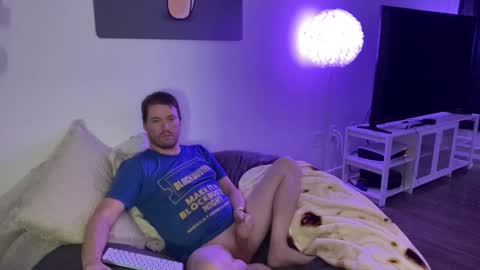 mynameisjeremy online show from November 19, 7:18 am