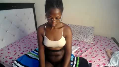 mynameiswet online show from May 26, 5:24 am