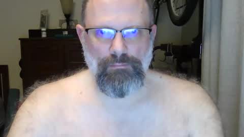 Just hanging out - No pressure online show from June 10, 4:23 am