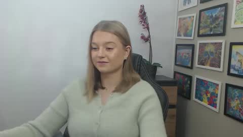 Erica online show from November 9, 8:18 am