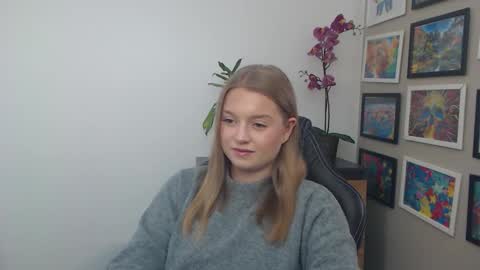 Erica online show from March 9, 10:20 am