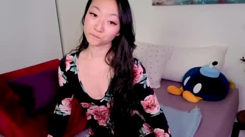 MySweetSofie online show from April 18, 2:35 am