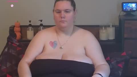 Mzjuicybootay online show from October 8, 2:34 pm