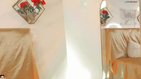 naamah_b online show from February 21, 2:42 pm