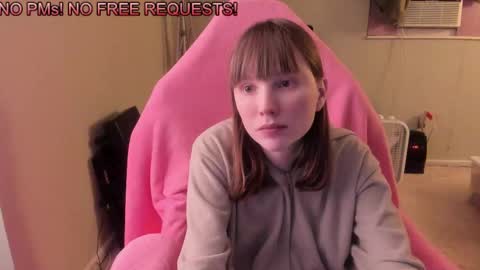 Natalie Marlo online show from February 11, 7:02 am