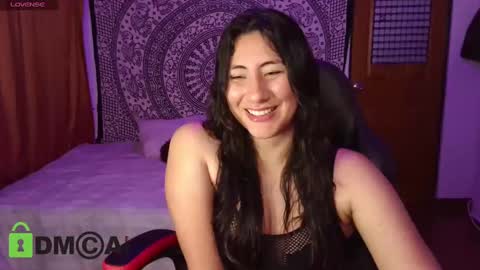 Snapshot of nadia_palmer chatting on January 12, 1:00 am  Nadi  online show from January 12, 1:00 am