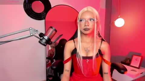naff_eratu online show from June 3, 10:15 pm
