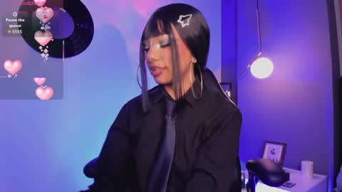 naff_eratu online show from April 6, 9:49 pm