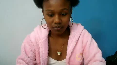 nah296652 online show from June 20, 11:27 am