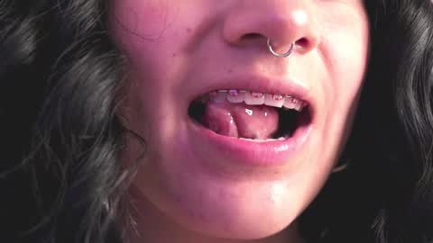 Nahia INDEPENDENT MODEL P online show from March 12, 3:29 pm