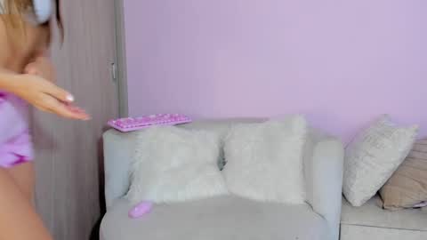      online show from January 25, 7:07 pm