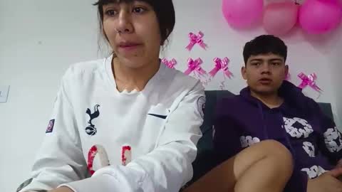 naisha and axel2 online show from February 26, 9:07 pm