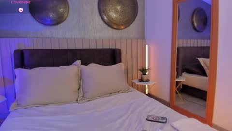 Naisha Ford online show from November 8, 3:53 am