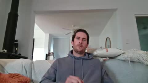 naked_man_1 online show from May 11, 12:17 am