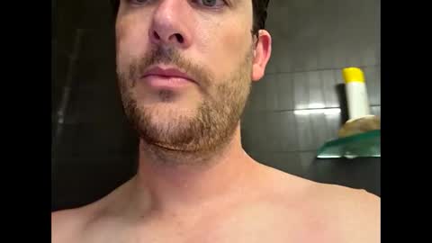 naked_man_1 online show from April 30, 8:36 pm