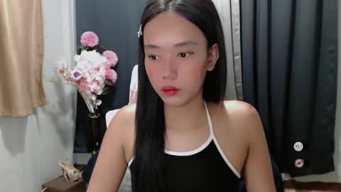Snapshot of naked_stacey chatting on October 19, 12:59 am Stacey online show from October 19, 12:59 am