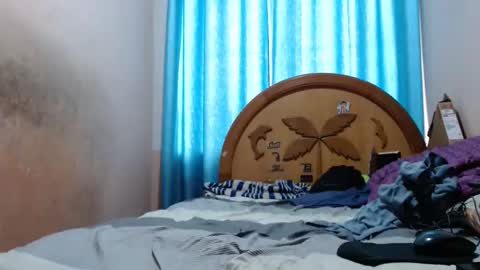 nakedlima online show from May 4, 6:03 pm