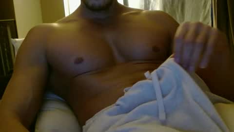Snapshot of nakedwoodbbttr chatting on January 28, 11:28 pm nakeDwoodBbetter online show from January 28, 11:28 pm