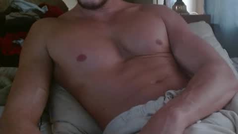 Snapshot of nakedwoodbbttr chatting on February 5, 9:50 pm nakeDwoodBbetter online show from February 5, 9:50 pm