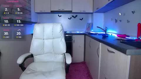 Nally online show from October 17, 1:31 am