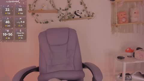 N A M I    -   OF  namibergmant online show from November 21, 11:25 pm