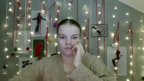 Nana online show from November 8, 9:23 am